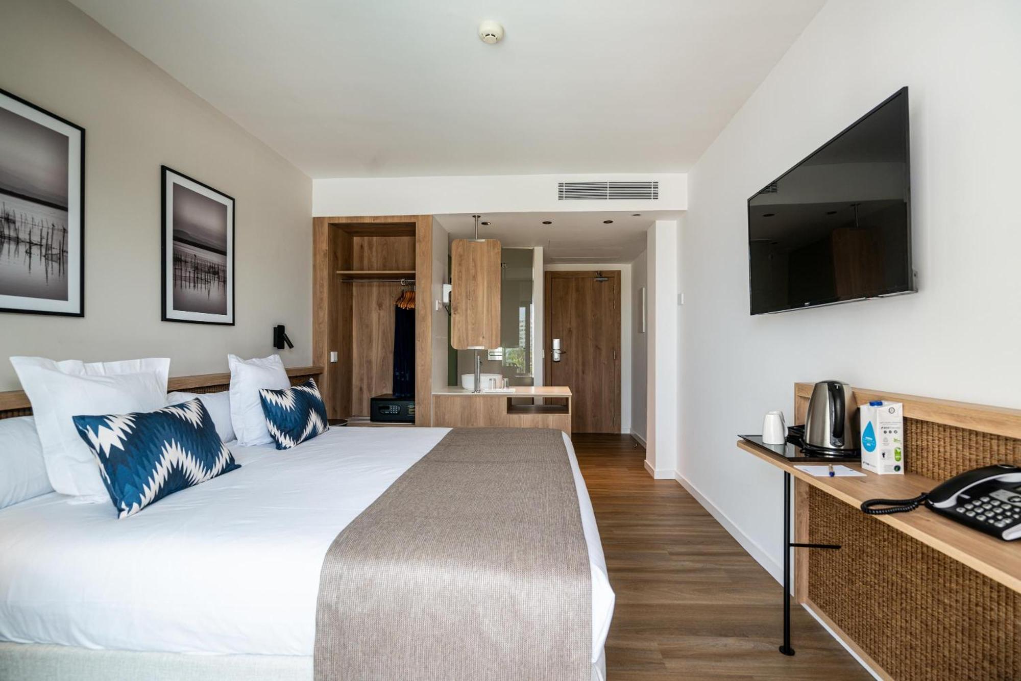 Thb Bamboo Alcudia - Adults Only Hotel Port de Alcudia  ภายนอก รูปภาพ
