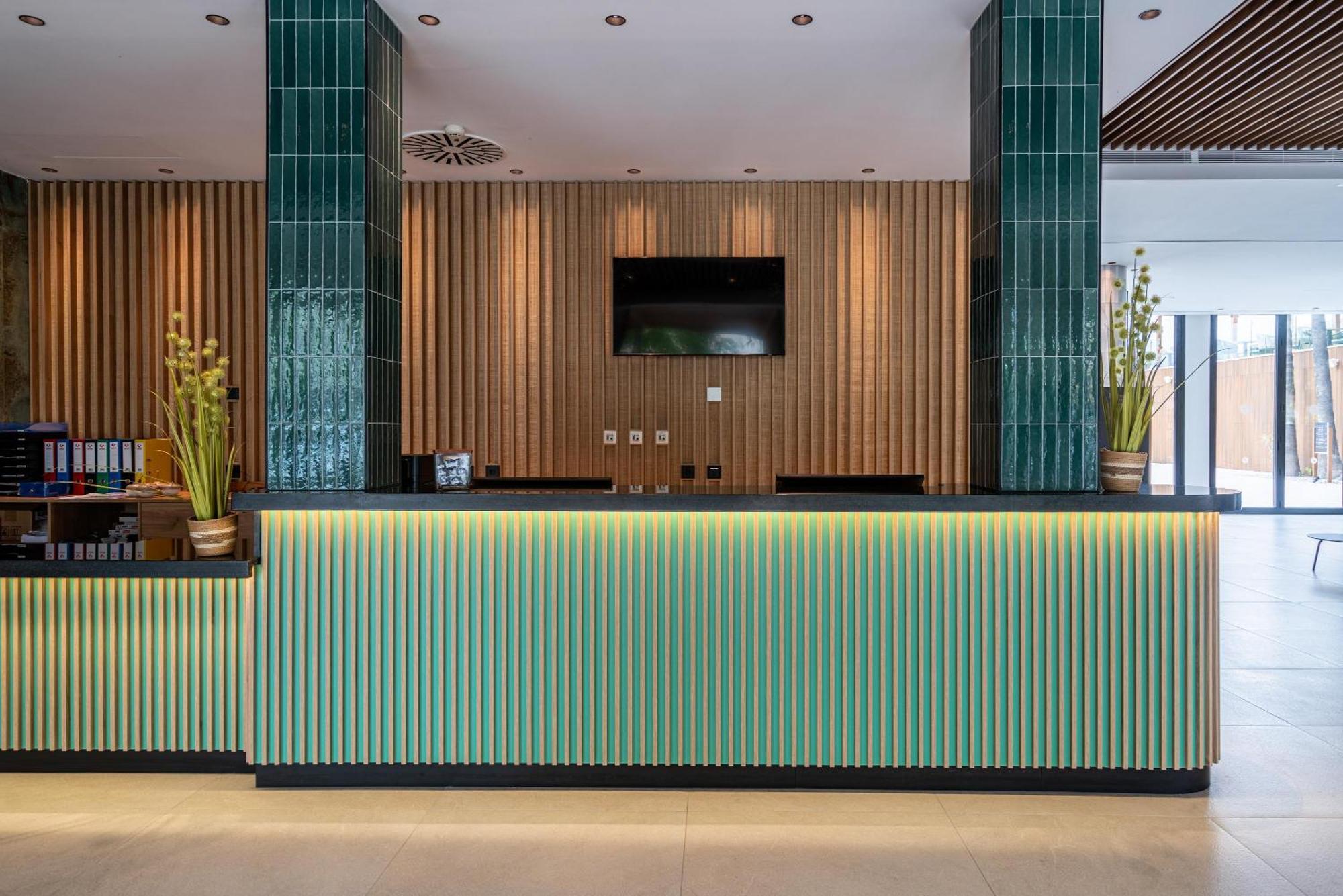 Thb Bamboo Alcudia - Adults Only Hotel Port de Alcudia  ภายนอก รูปภาพ